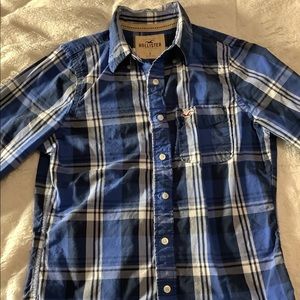5/$20 Hollister men's blue long sleeve button down